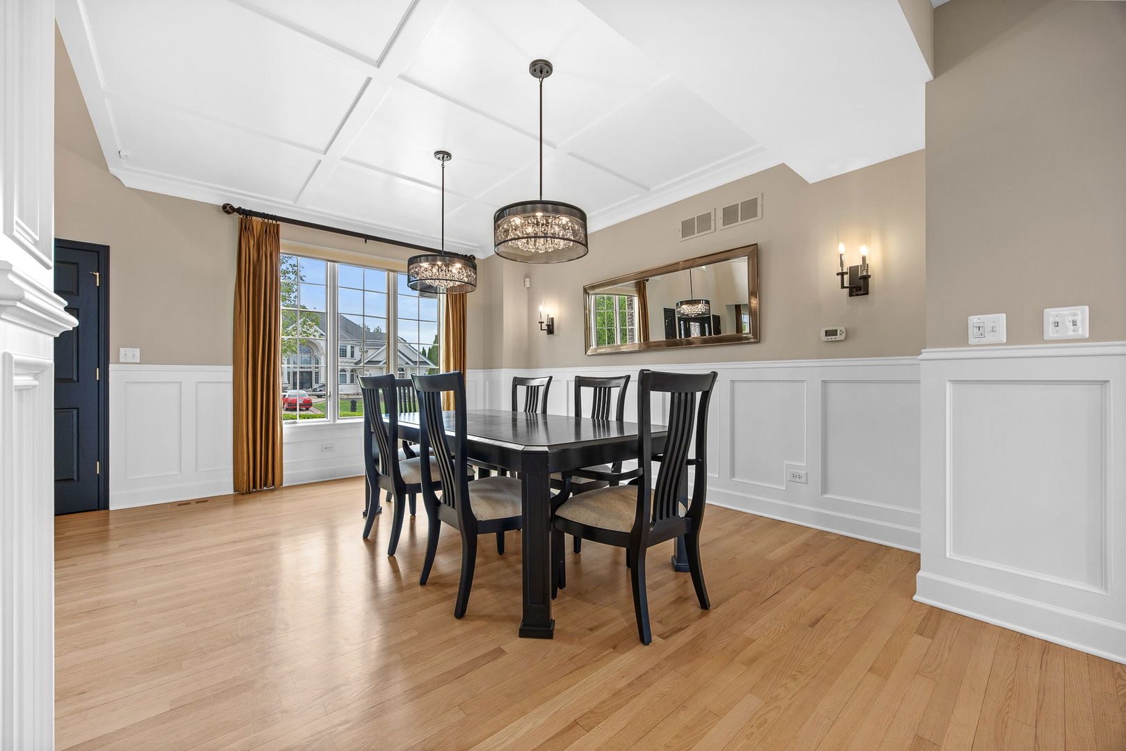 1045 Hilltop Drive, Lemont, IL 60439