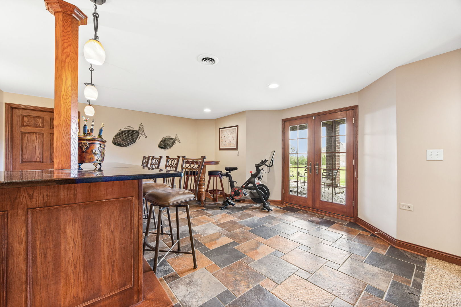 1045 Hilltop Drive, Lemont, IL 60439