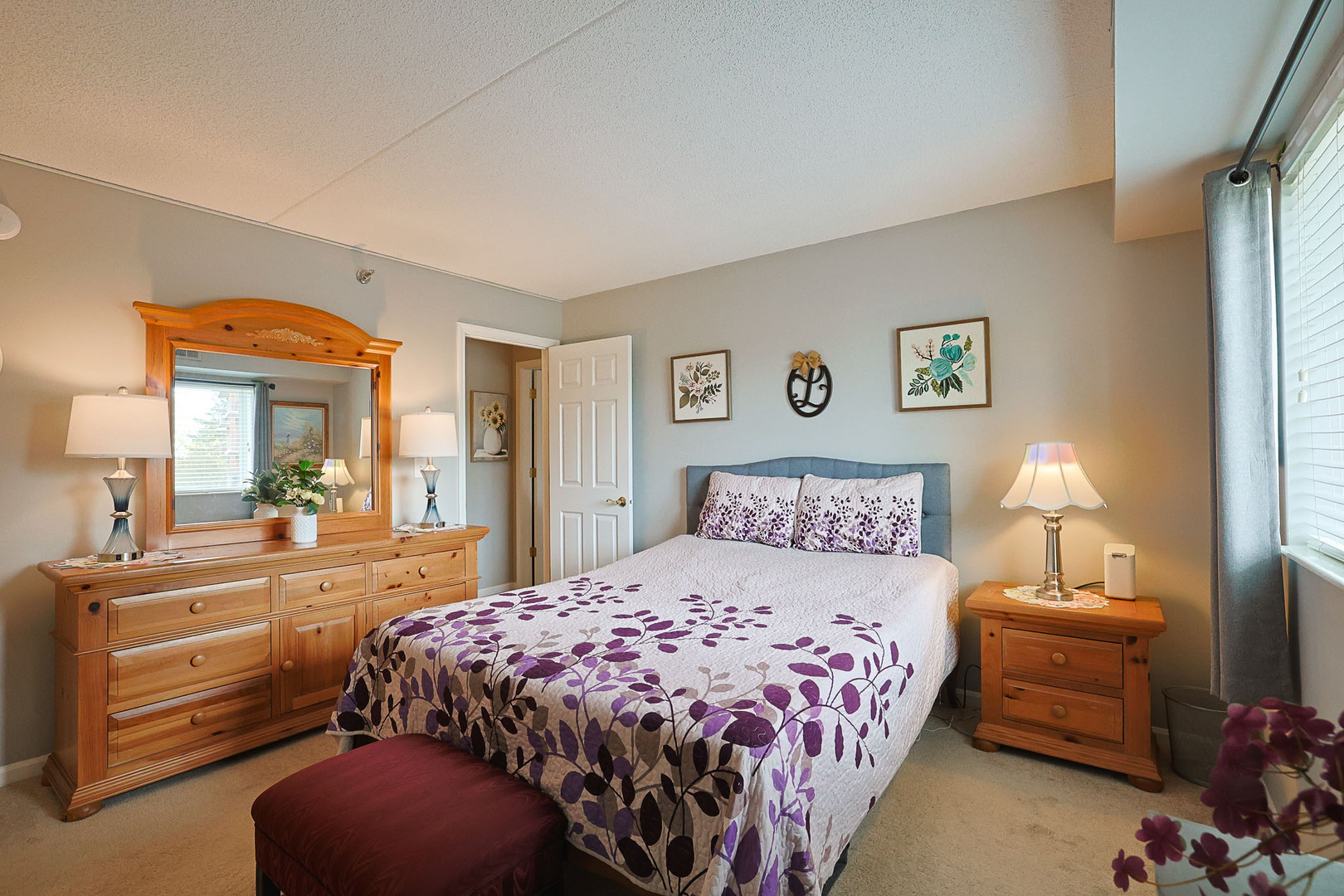 1 Bloomingdale Place #200, Bloomingdale, IL 60108