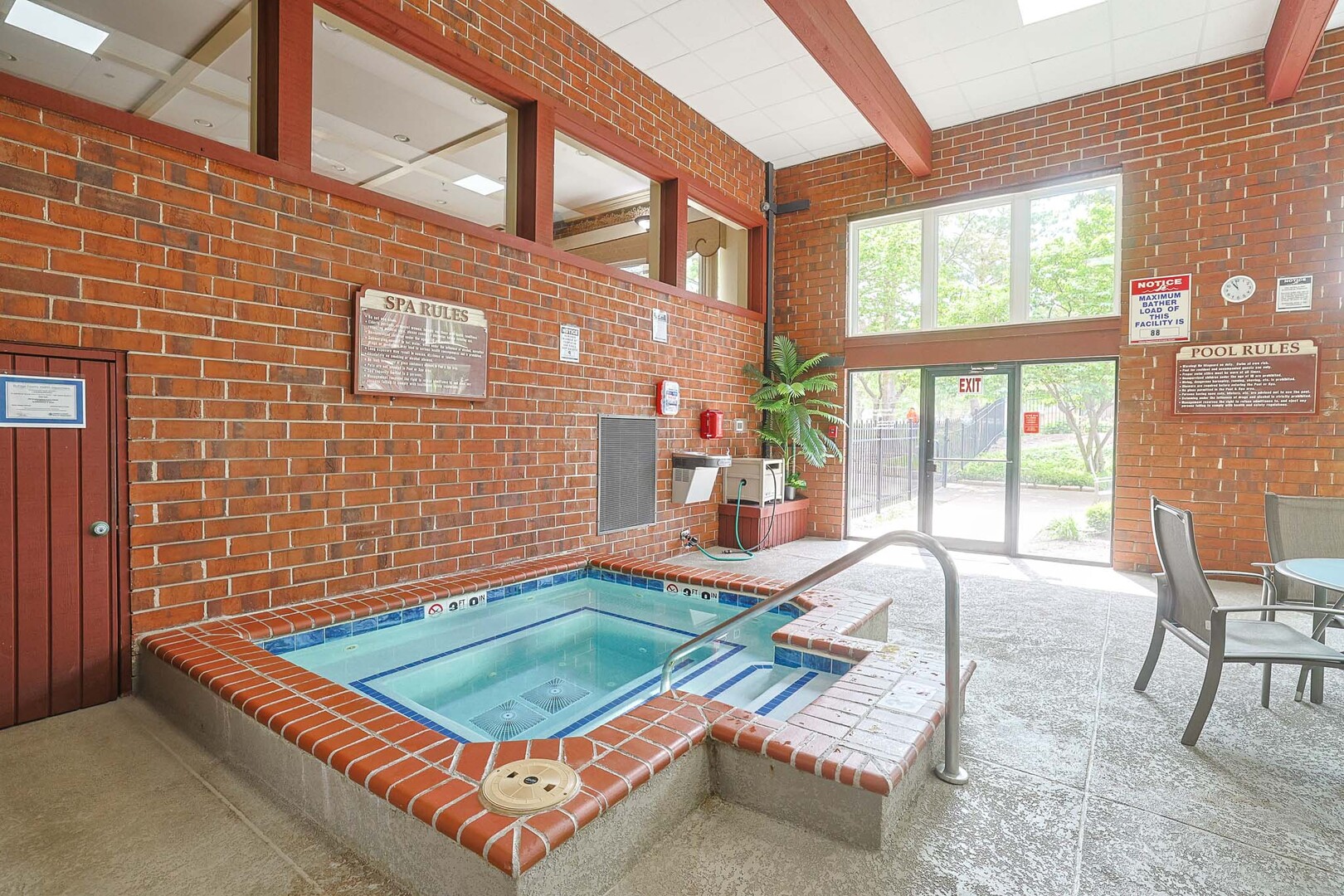 1 Bloomingdale Place #200, Bloomingdale, IL 60108