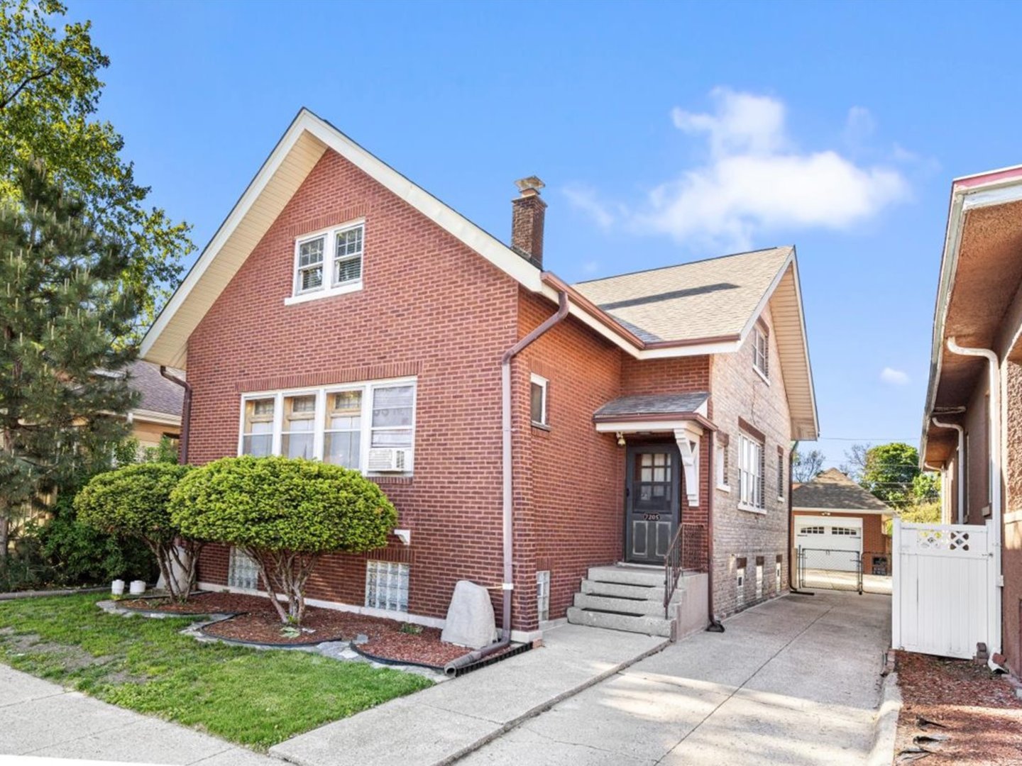 7205 JACKSON Boulevard, Forest Park, IL 60130