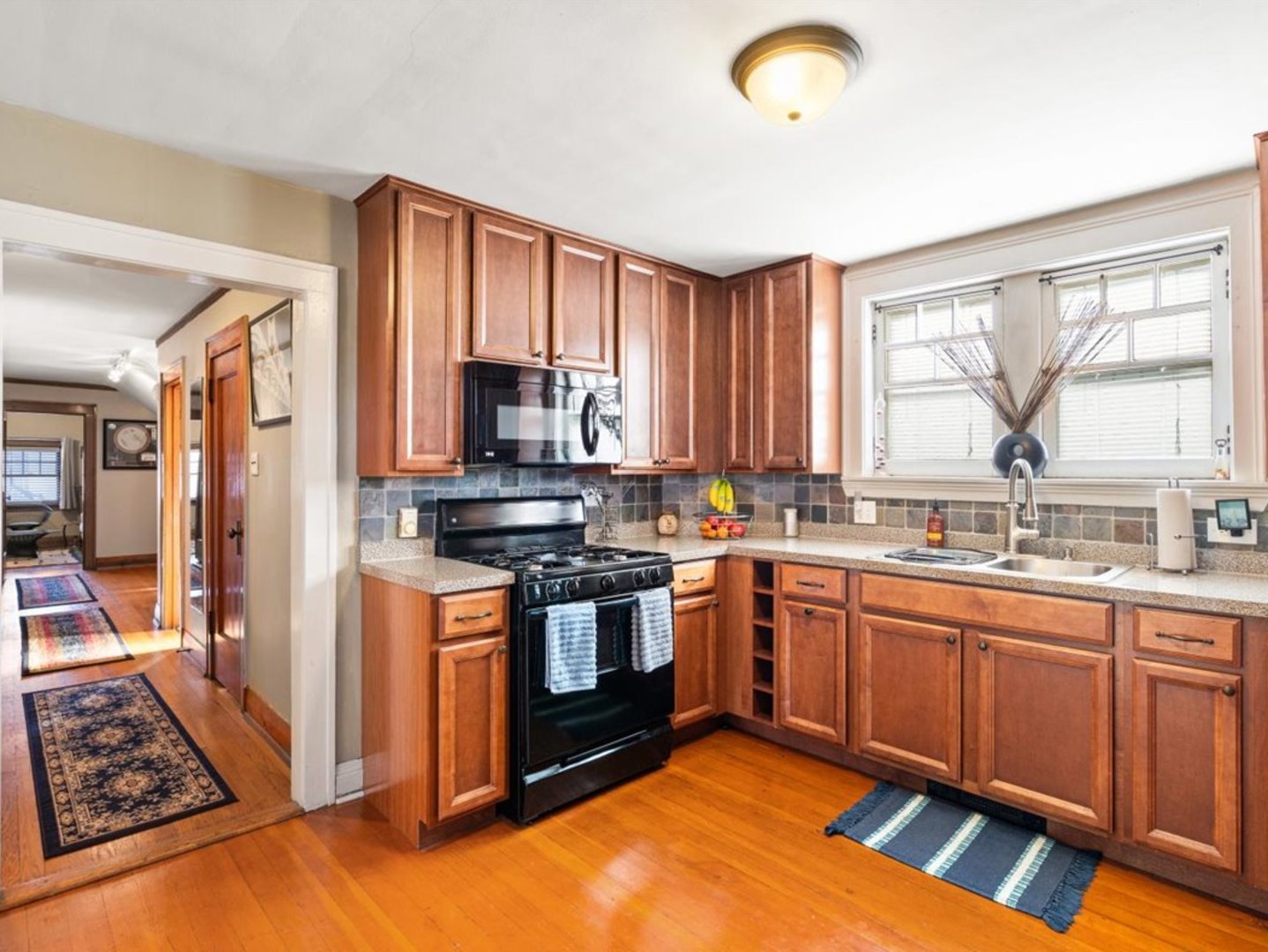 7205 JACKSON Boulevard, Forest Park, IL 60130