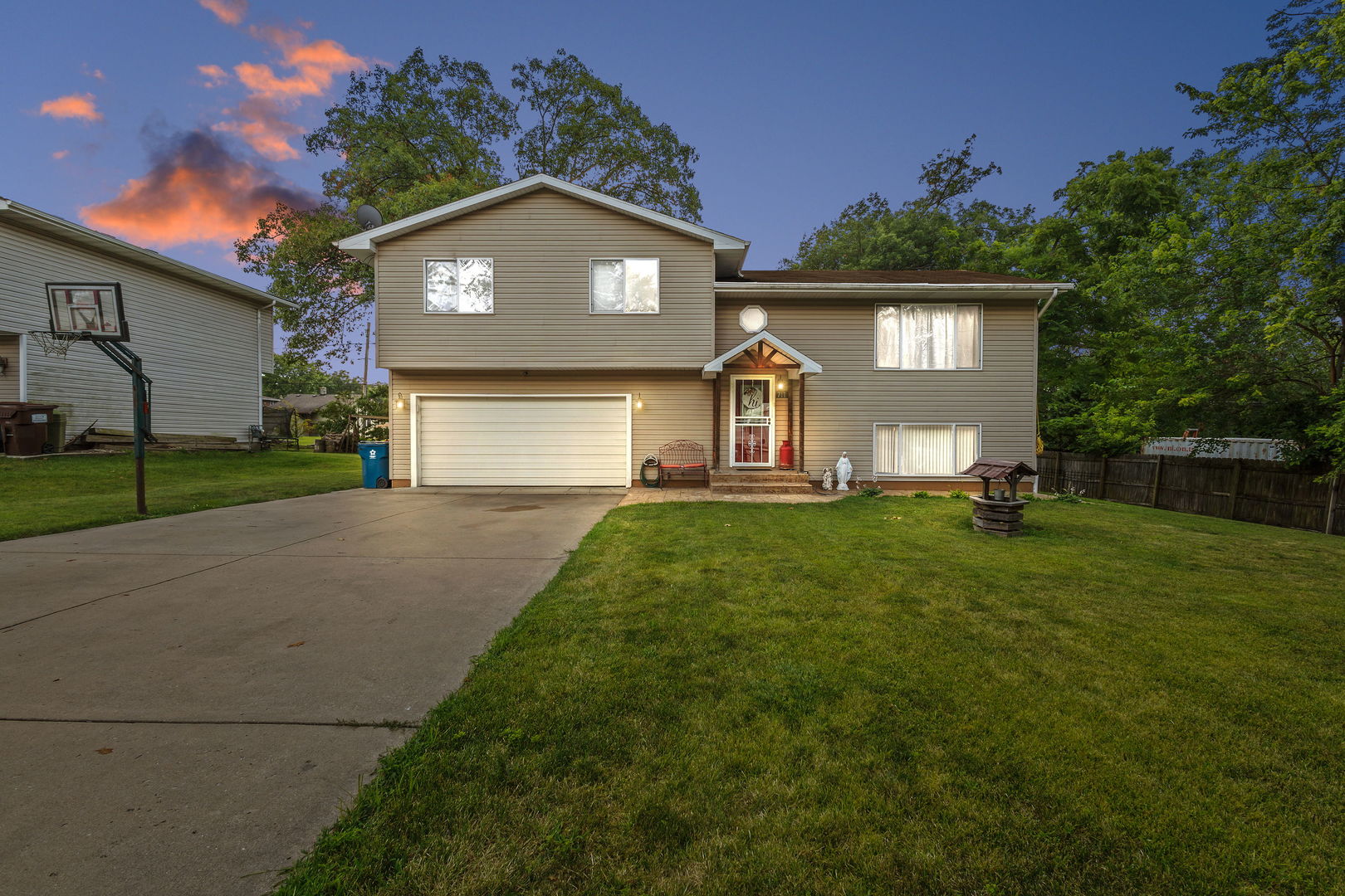 711 Osage Street, Joliet, IL 60432