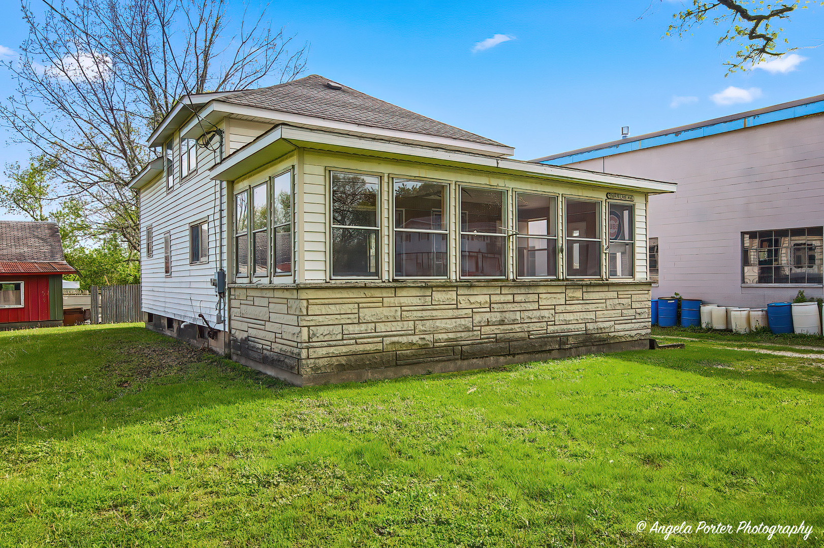 42169 N Lake Avenue, Antioch, IL 60002