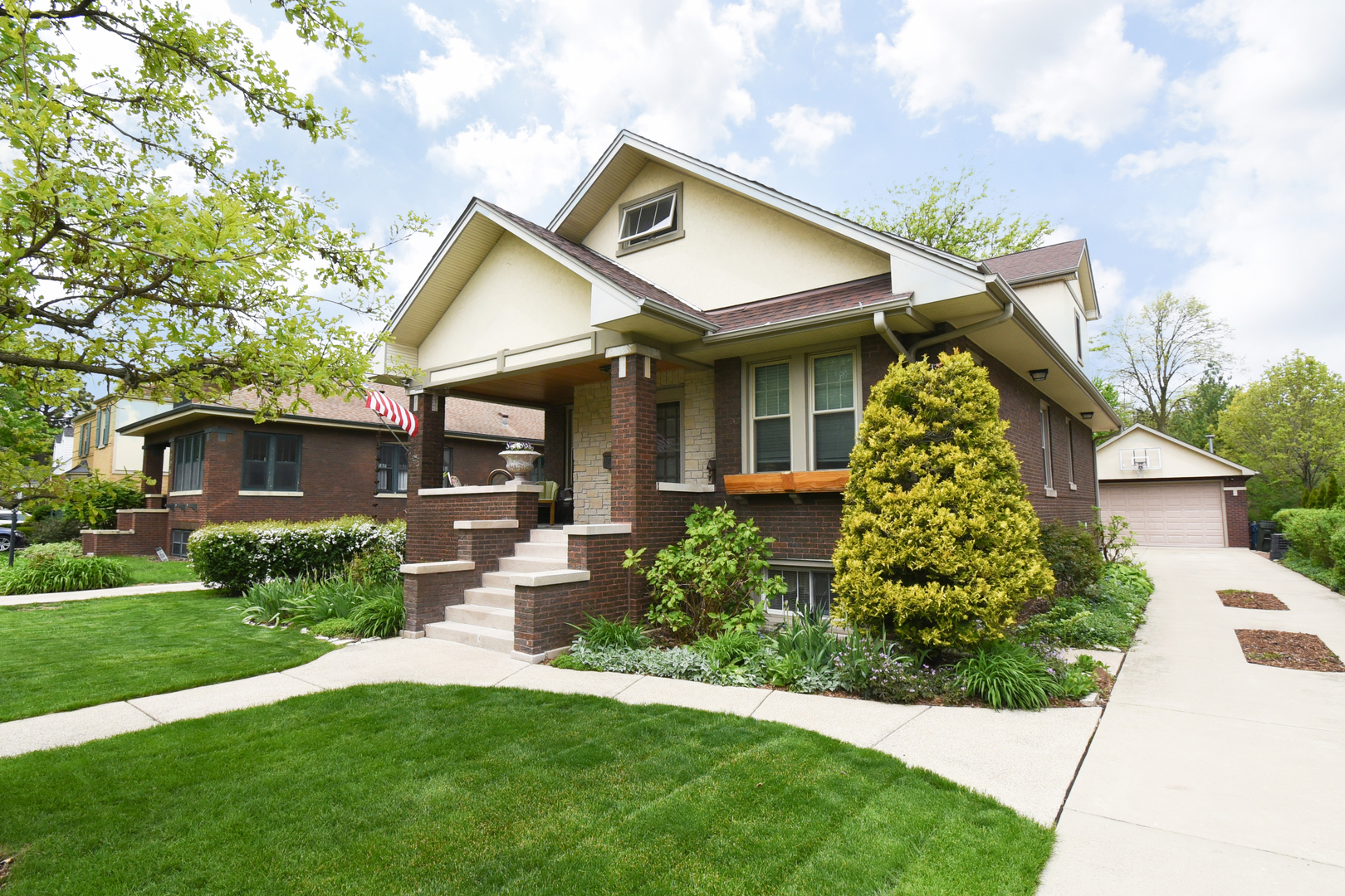 234 Southcote Road, Riverside, IL 60546