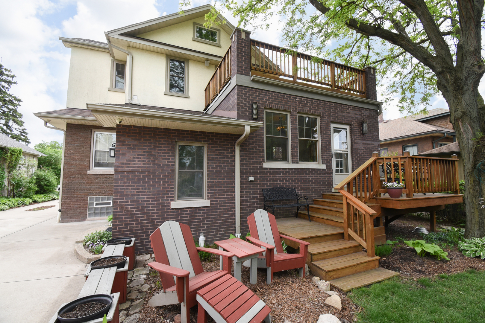 234 Southcote Road, Riverside, IL 60546