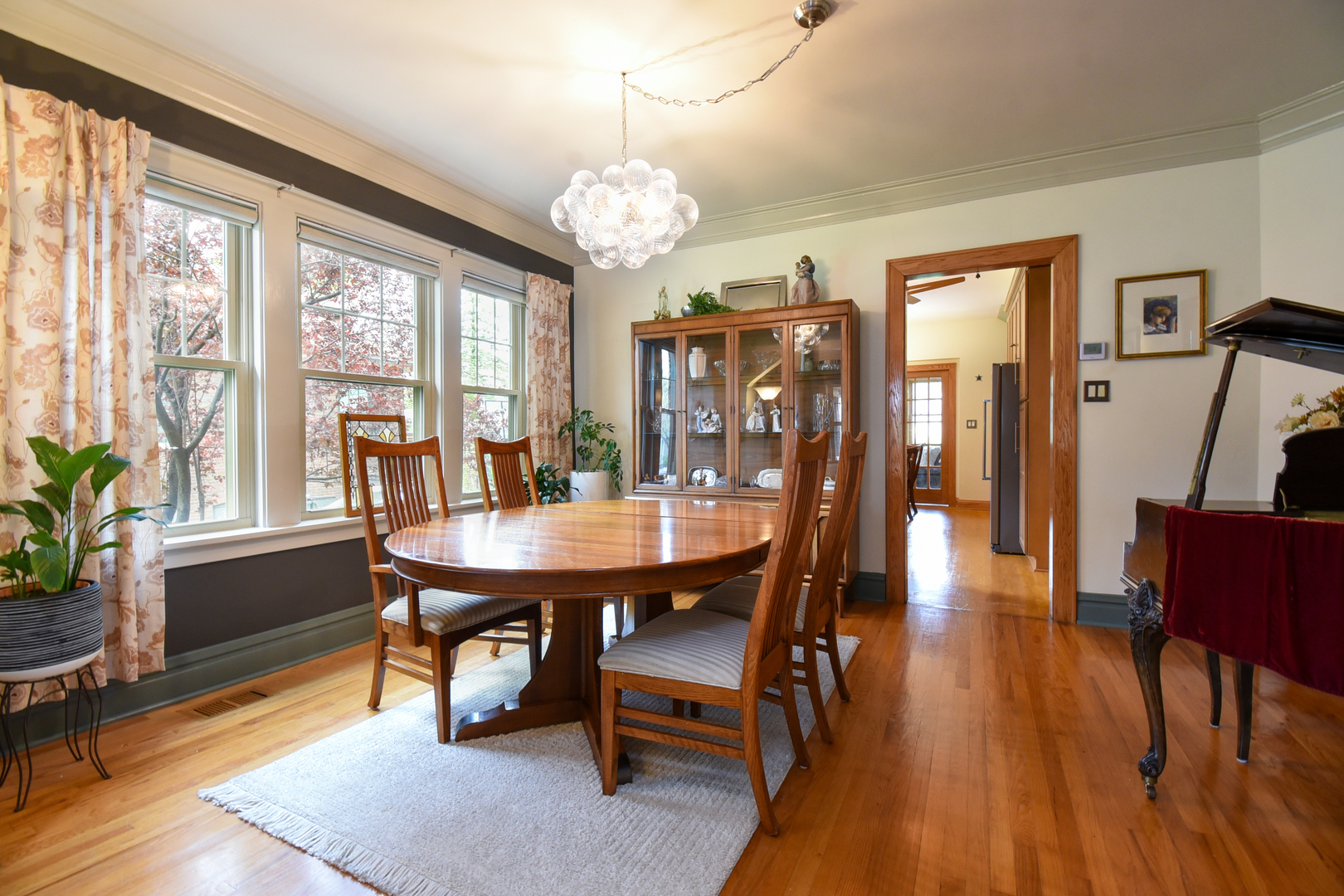 234 Southcote Road, Riverside, IL 60546