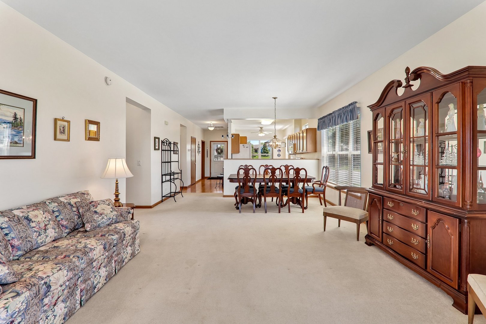 3402 Stretch Run Road, Grayslake, IL 60030