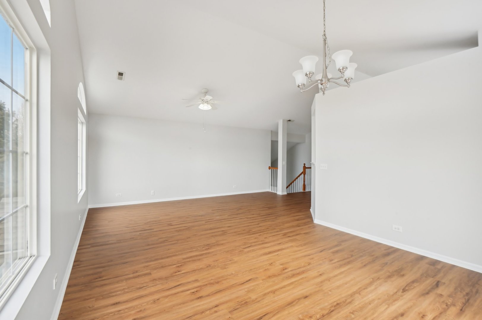 2333 Summerlin Drive #2333, Aurora, IL 60503