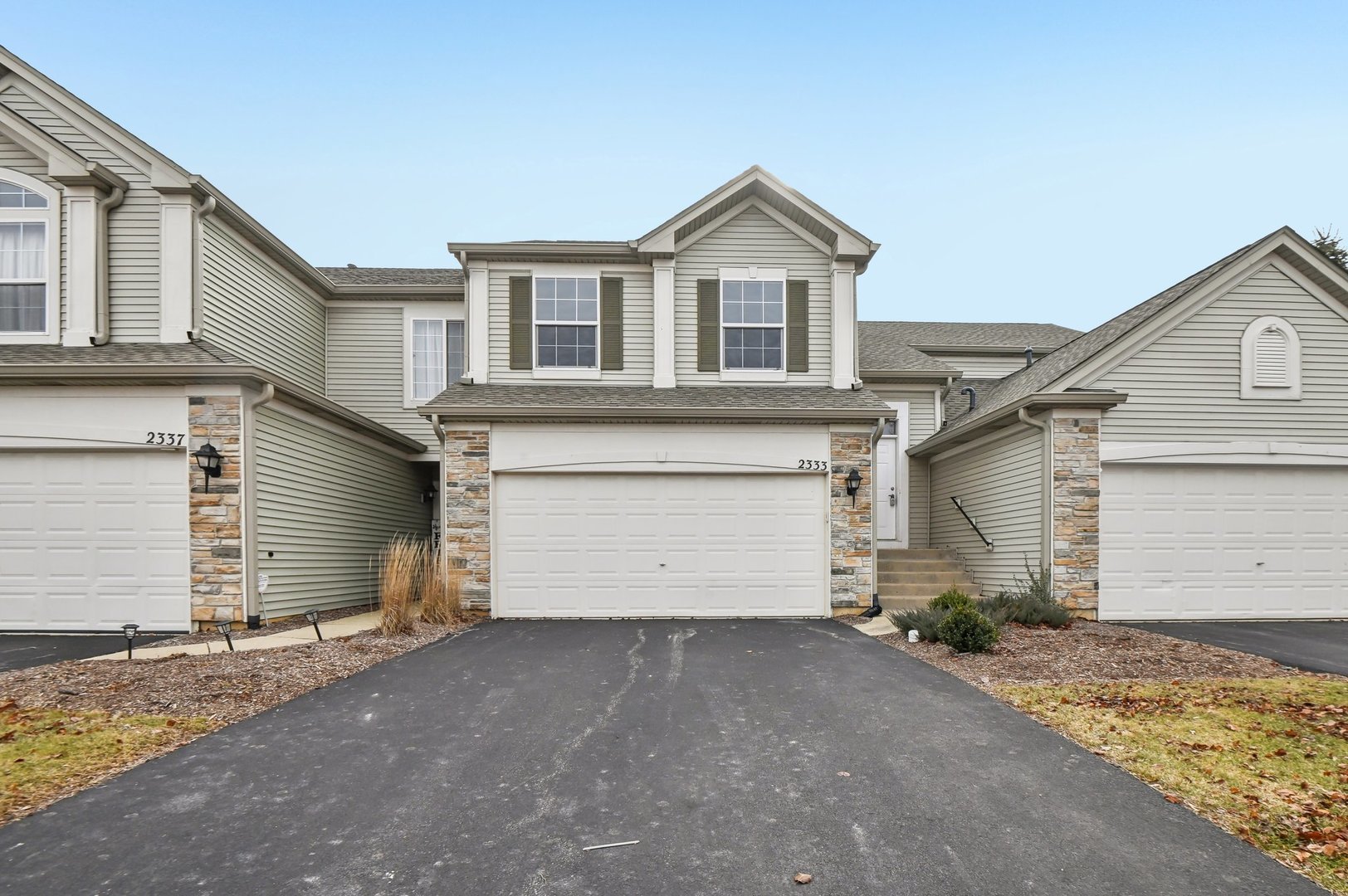 2333 Summerlin Drive #2333, Aurora, IL 60503