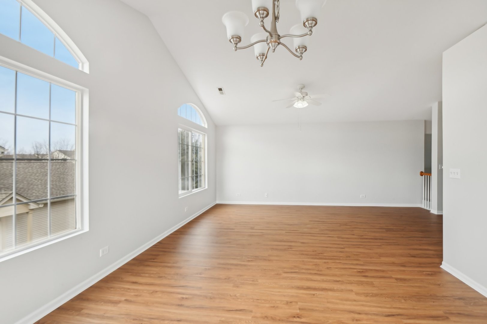 2333 Summerlin Drive #2333, Aurora, IL 60503