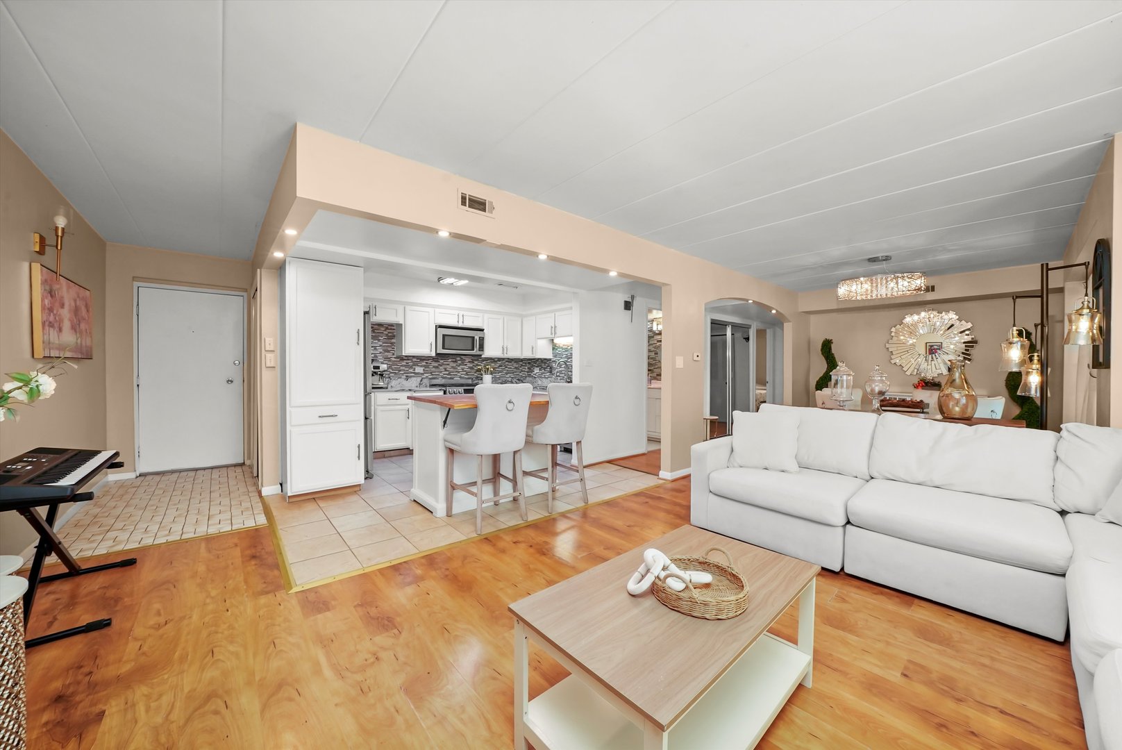 5800 W 105th Street #2C, Oak Lawn, IL 60453