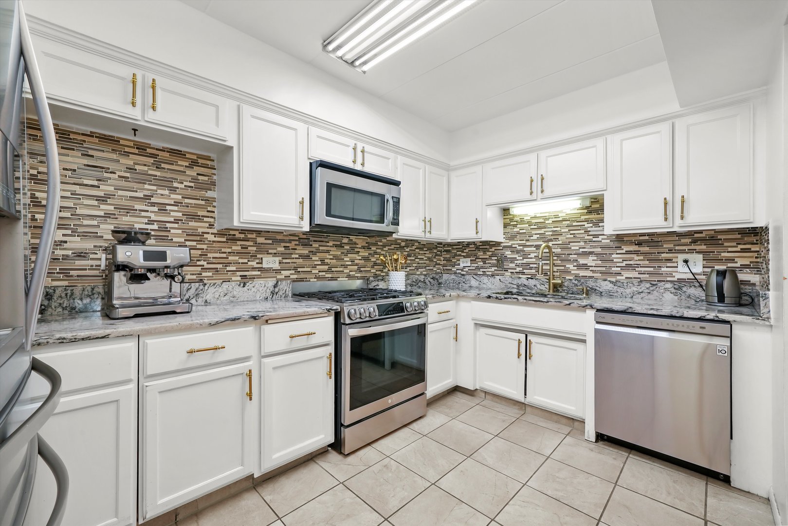 5800 W 105th Street #2C, Oak Lawn, IL 60453