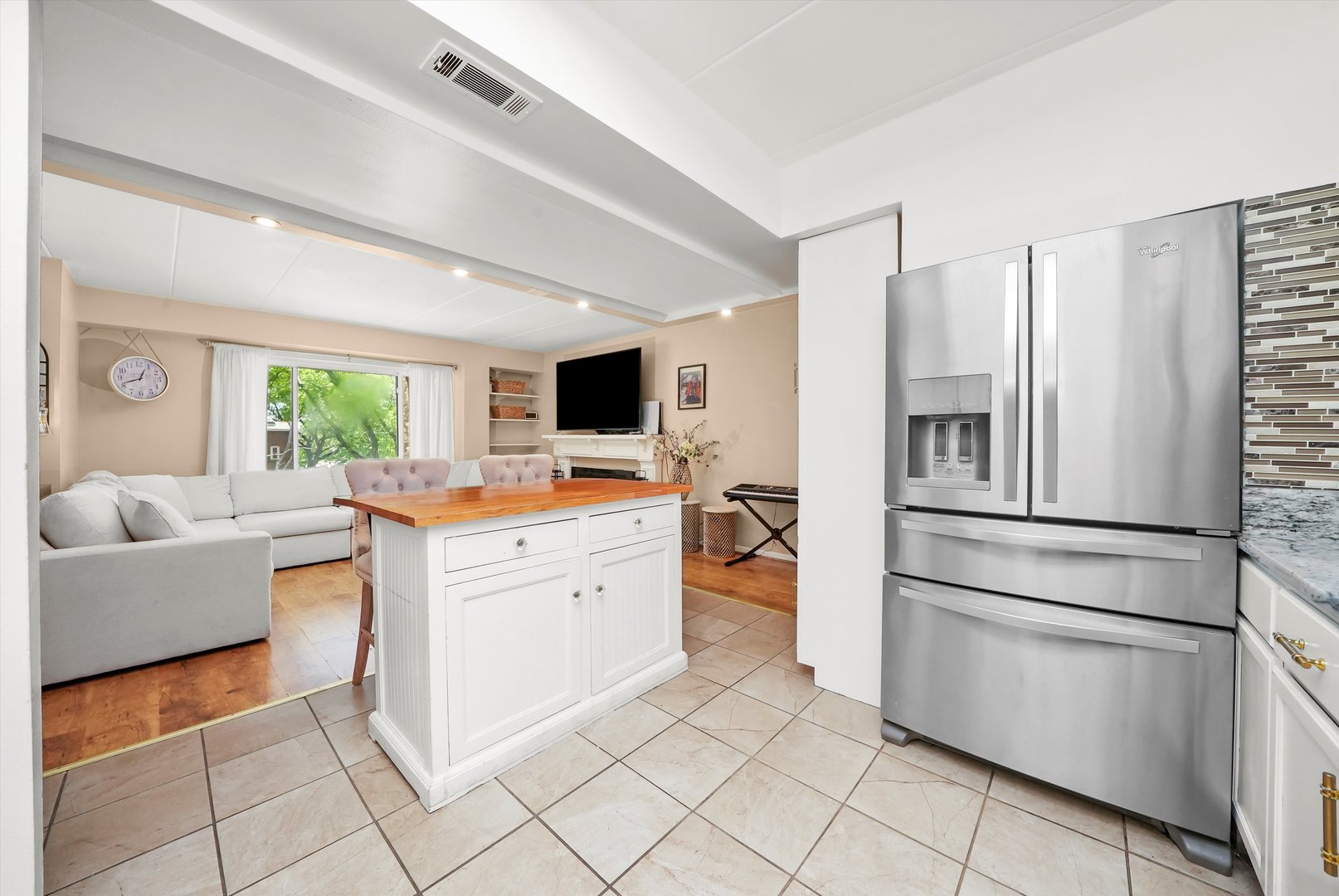 5800 W 105th Street #2C, Oak Lawn, IL 60453