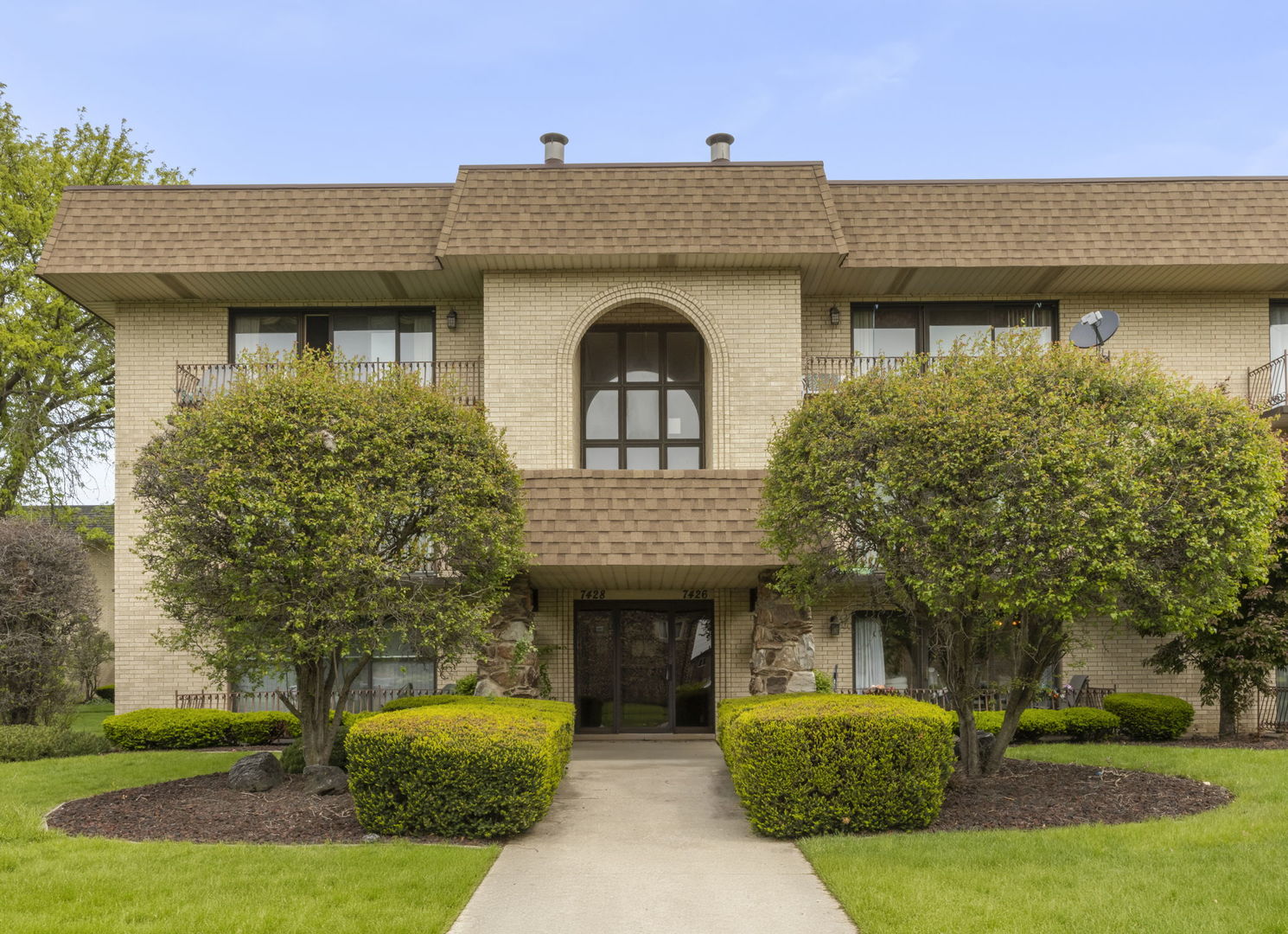 7426 W 153rd Street #1, Orland Park, IL 60462