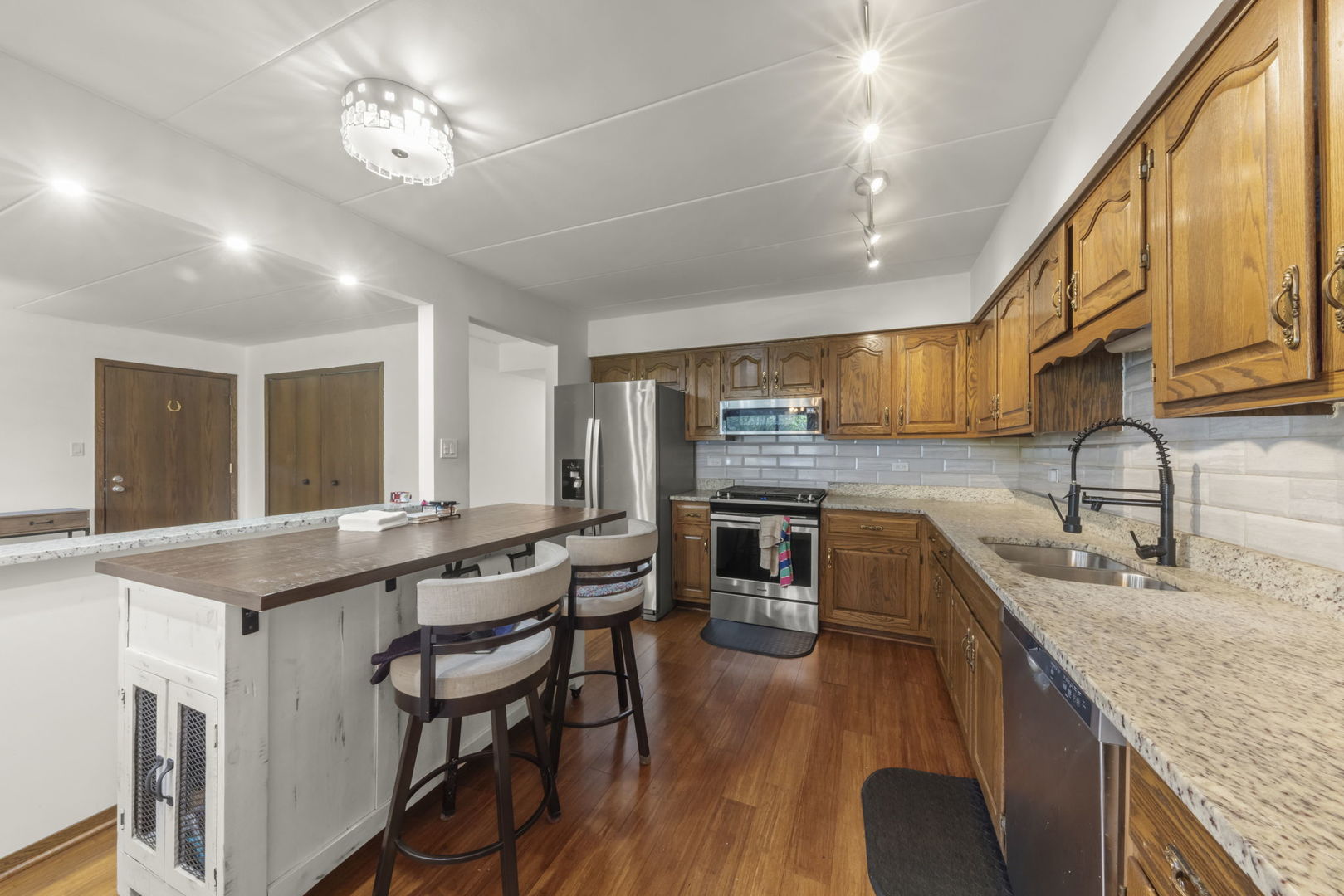 7426 W 153rd Street #1, Orland Park, IL 60462