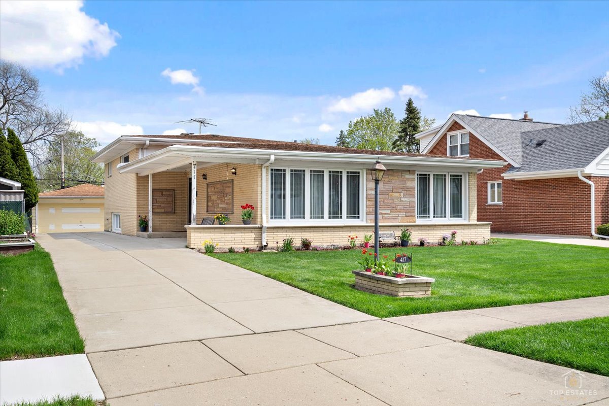 417 N Prospect Manor Avenue, Mount Prospect, IL 60056
