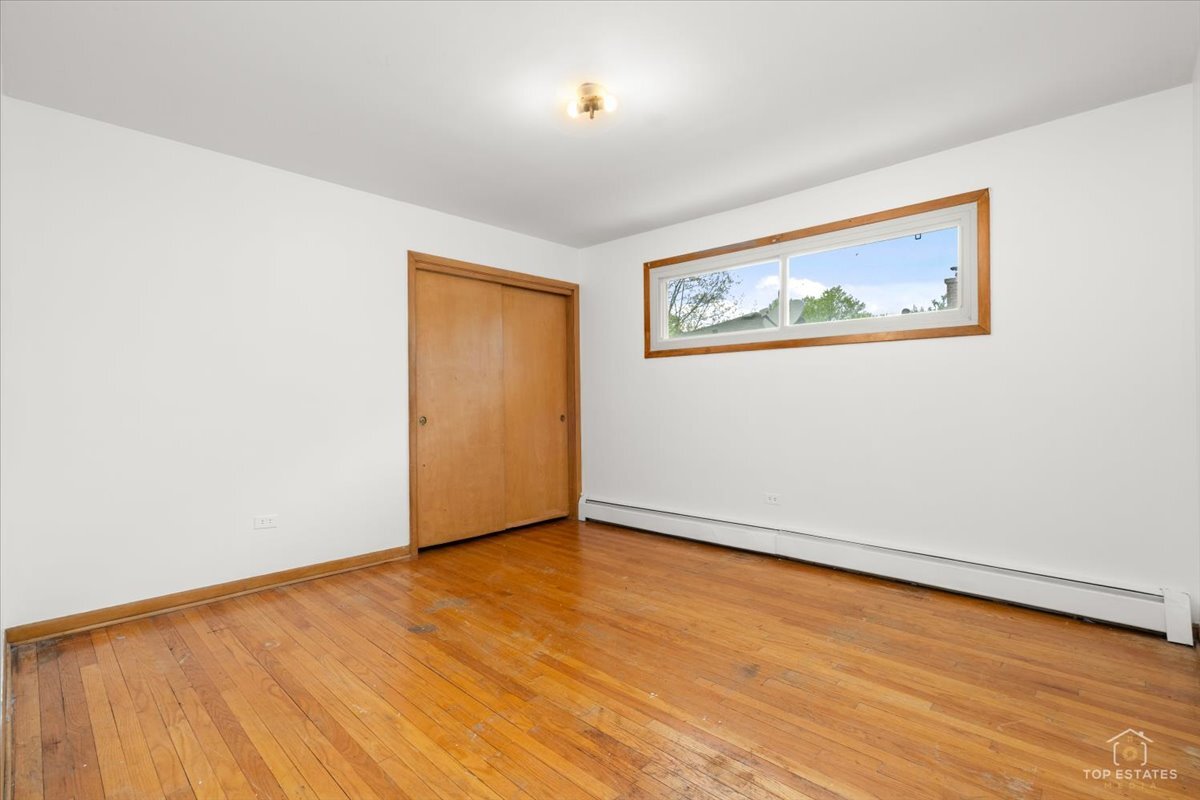 417 N Prospect Manor Avenue, Mount Prospect, IL 60056