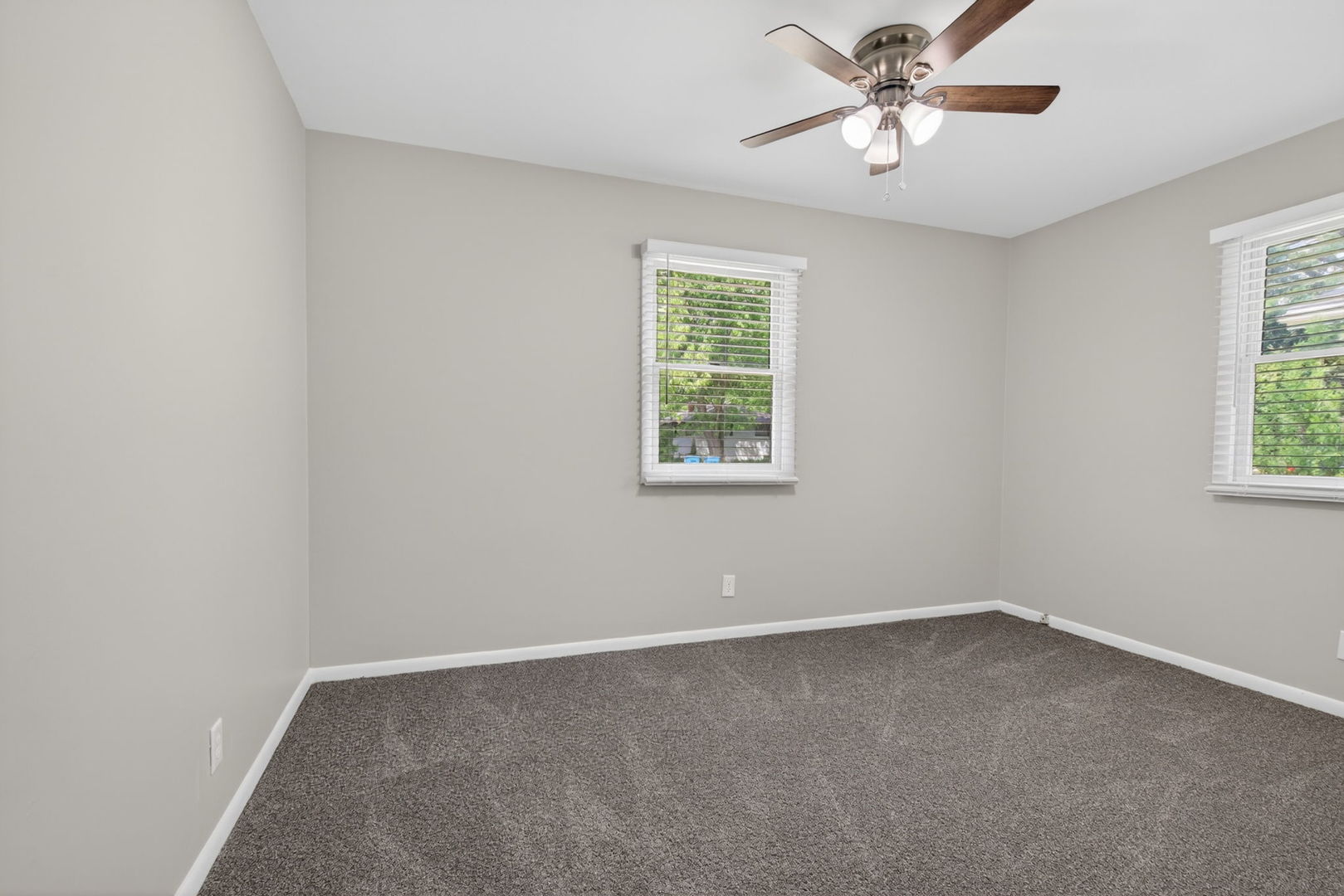 2559 Garden Court, Joliet, IL 60435