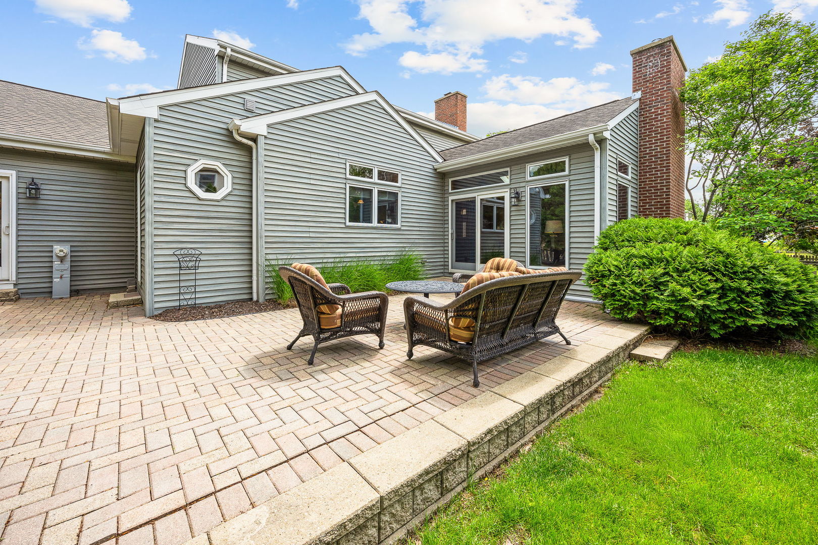 4542 Hatch Lane, Lisle, IL 60532