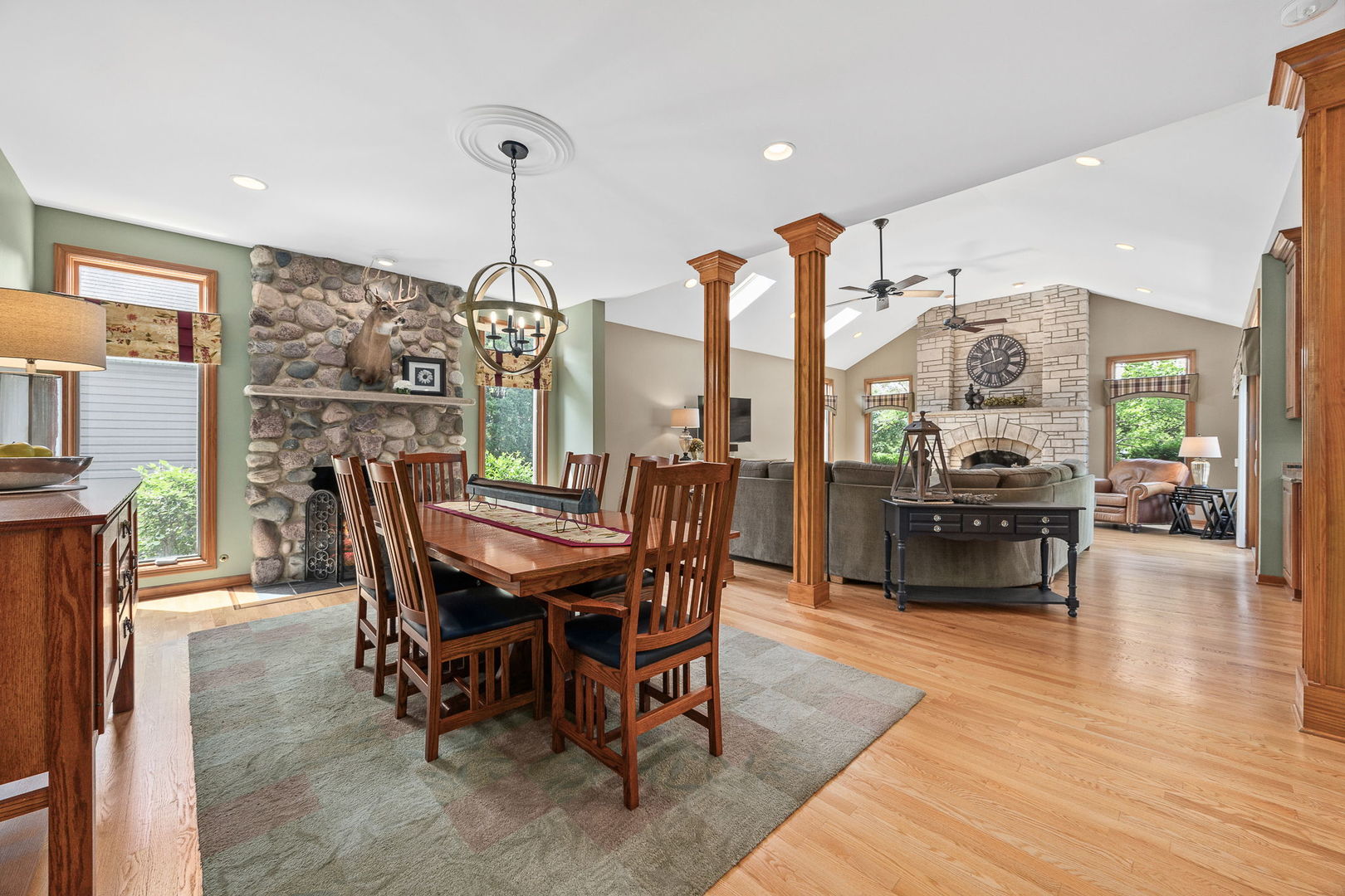 4542 Hatch Lane, Lisle, IL 60532