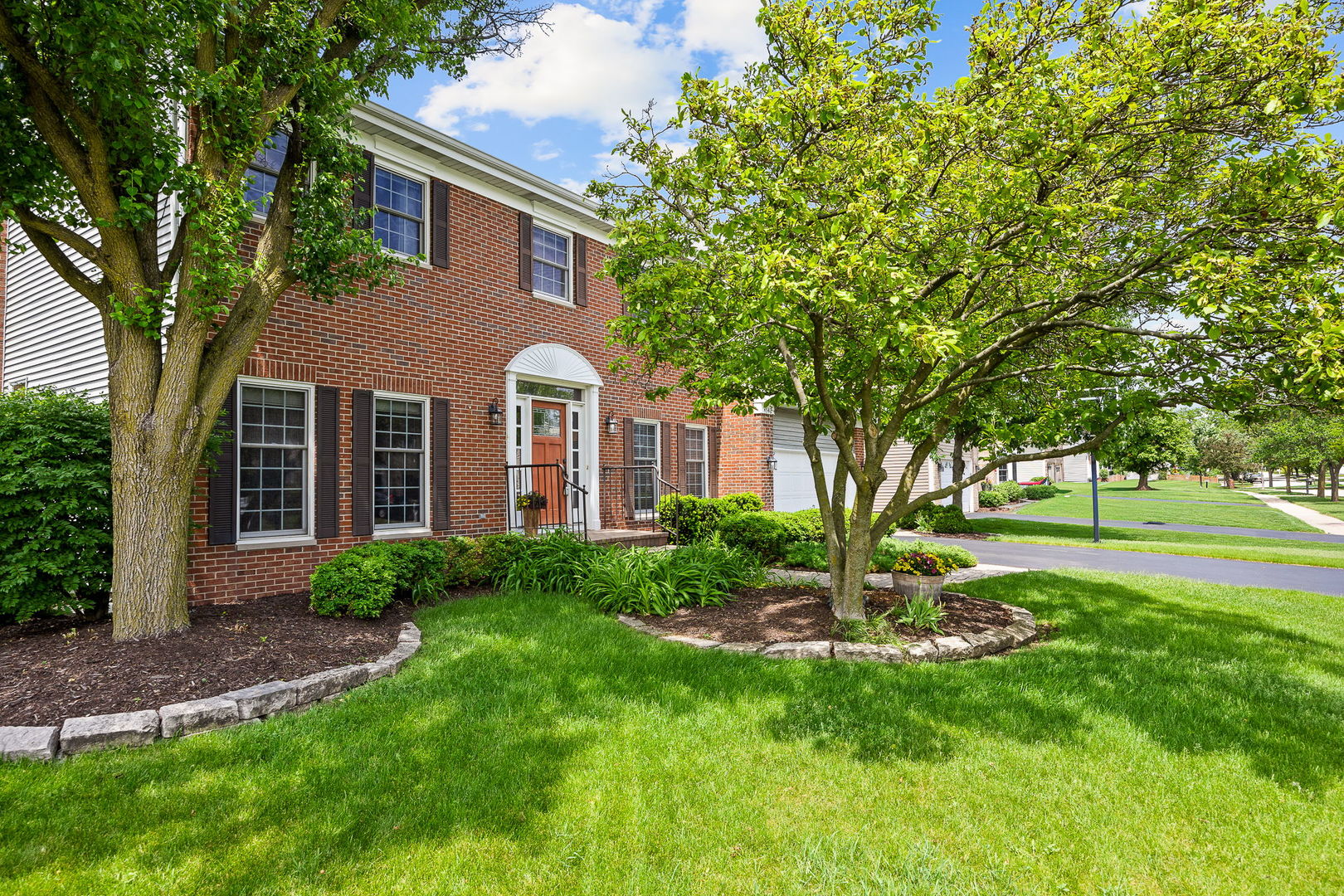 4542 Hatch Lane, Lisle, IL 60532