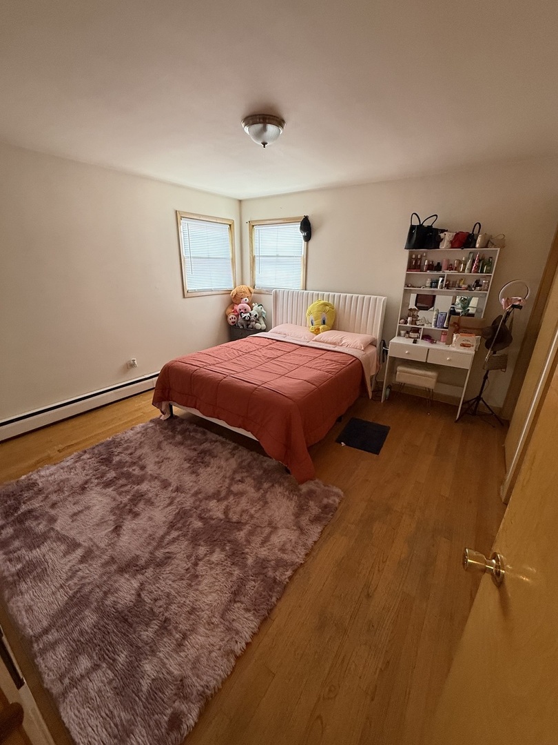 5007 W Diversey Avenue, Chicago, IL 60639