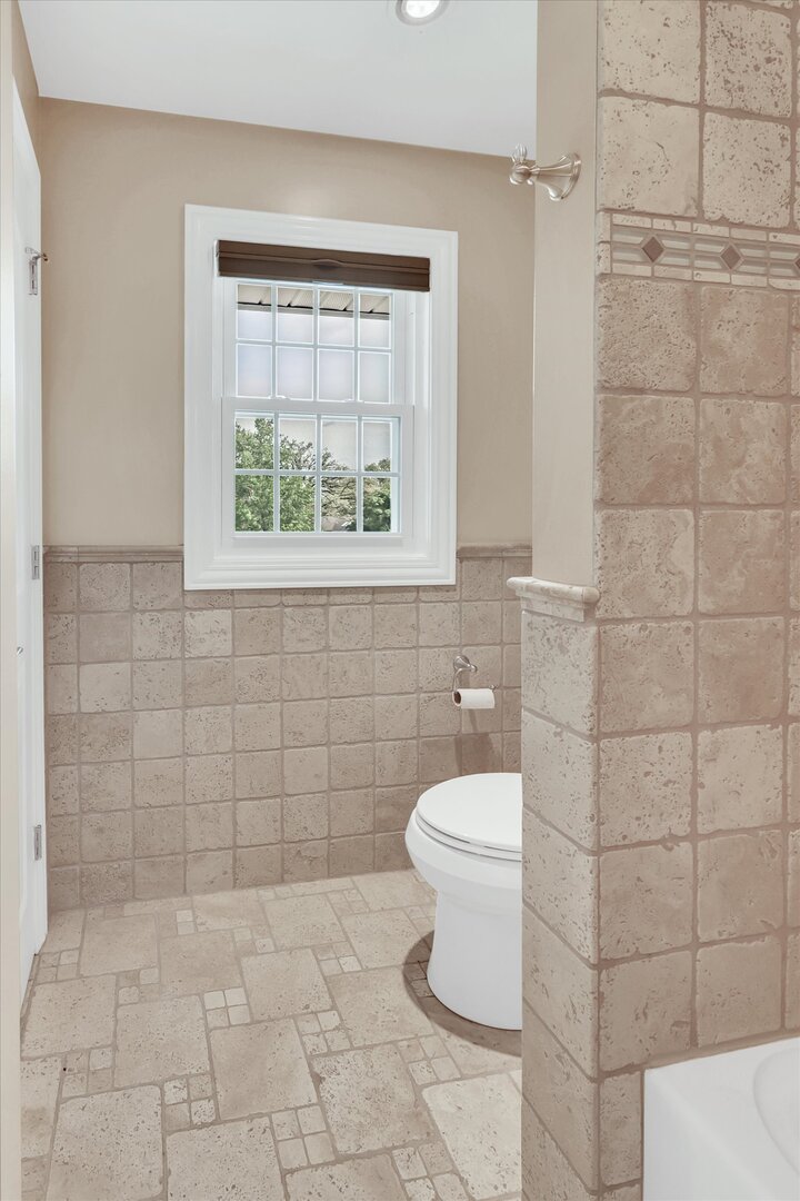7 Sorrel Court, Lemont, IL 60439