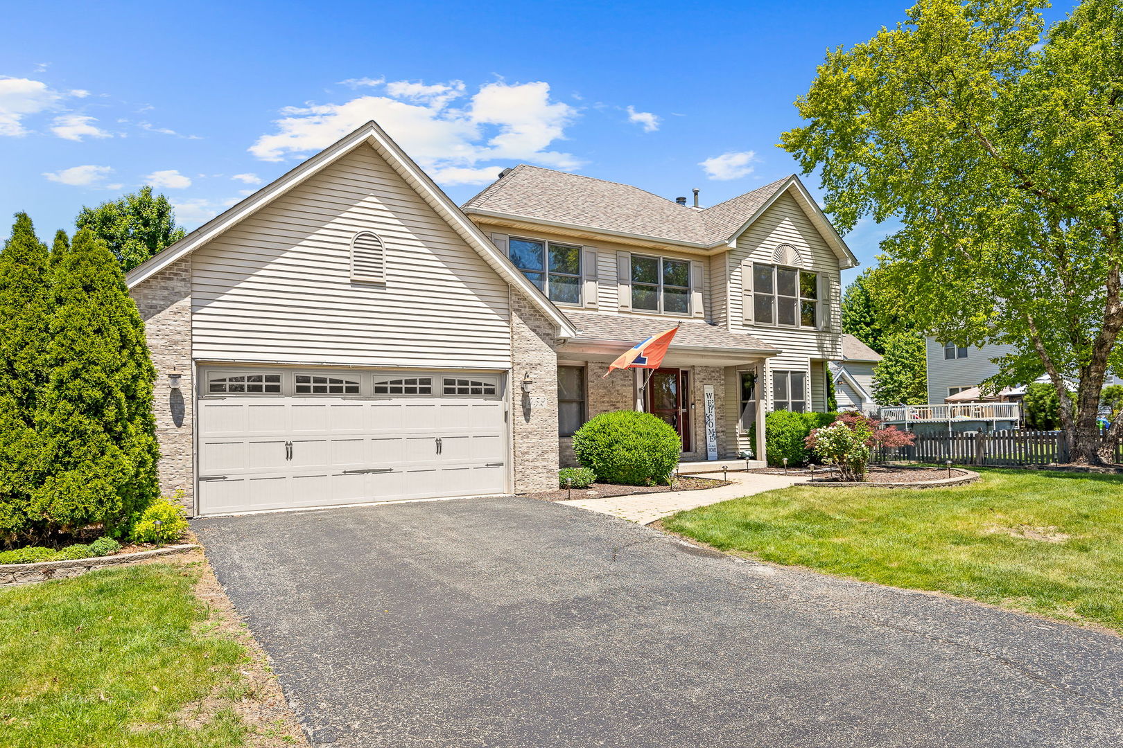 452 Windsor Drive, Oswego, IL 60543
