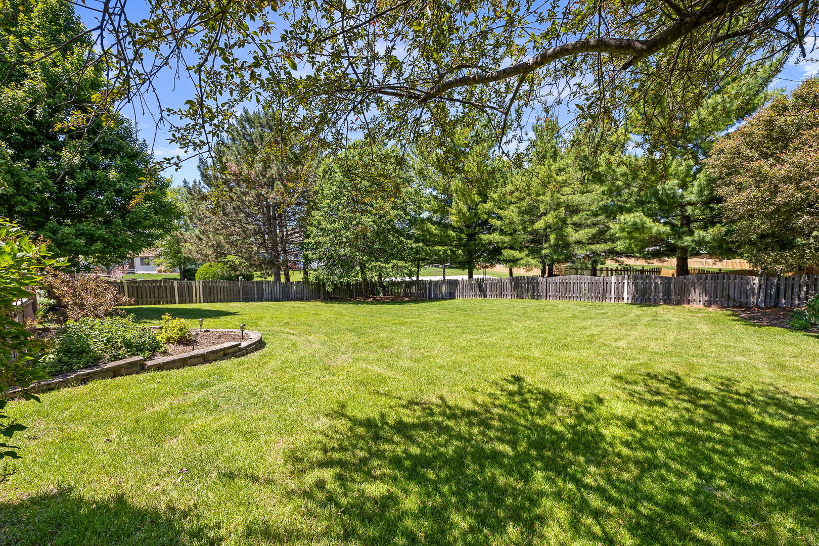 452 Windsor Drive, Oswego, IL 60543