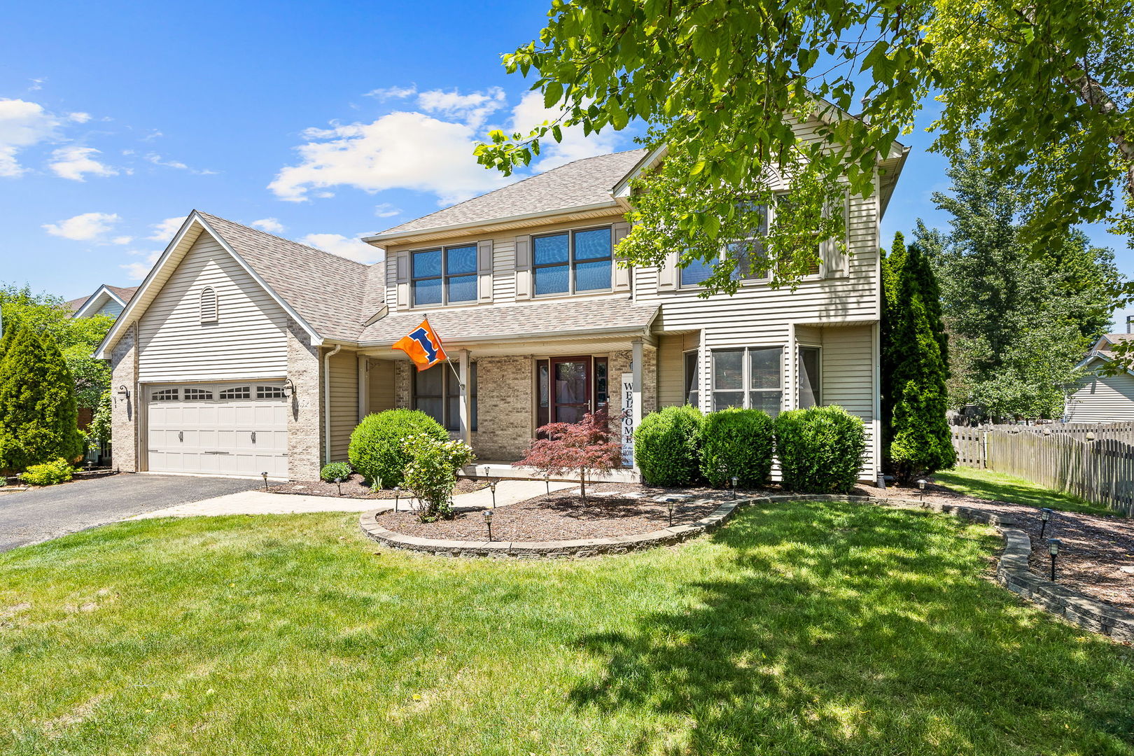 452 Windsor Drive, Oswego, IL 60543