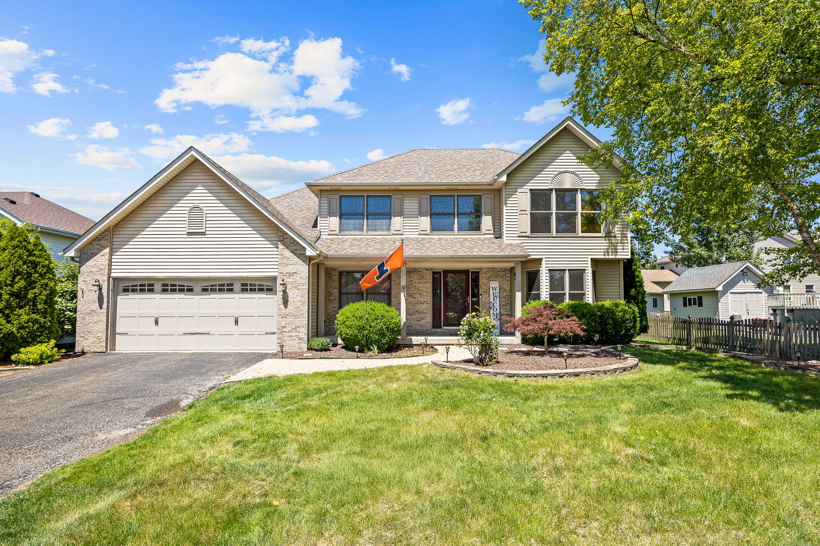452 Windsor Drive, Oswego, IL 60543