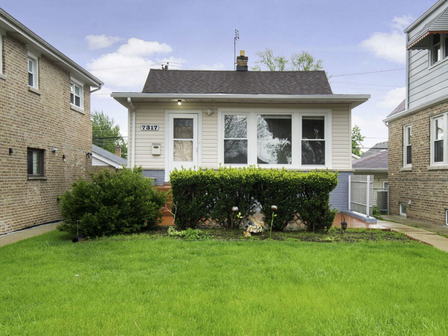7317 W Pensacola Avenue, Norridge, IL 60706