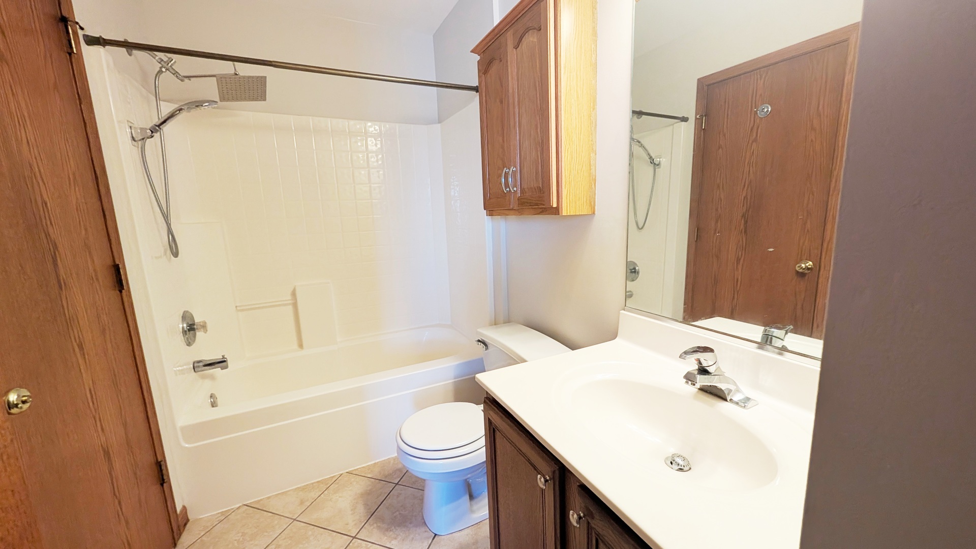 1713 Fieldstone Drive #1713, Shorewood, IL 60404