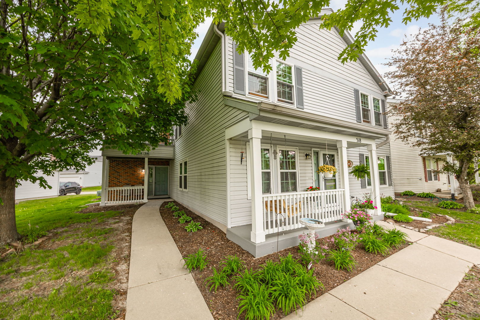 316 Ogden Falls Boulevard #316, Oswego, IL 60543