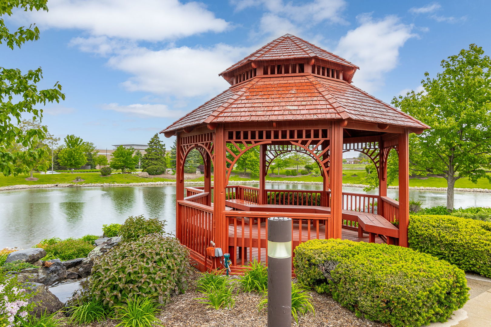 316 Ogden Falls Boulevard #316, Oswego, IL 60543