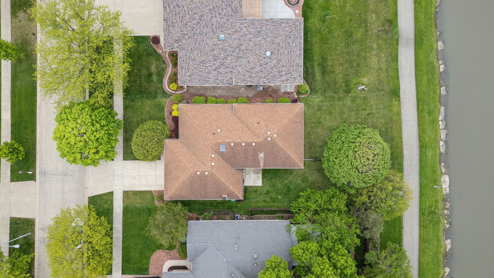 16170 Marigold Place, Orland Hills, IL 60487