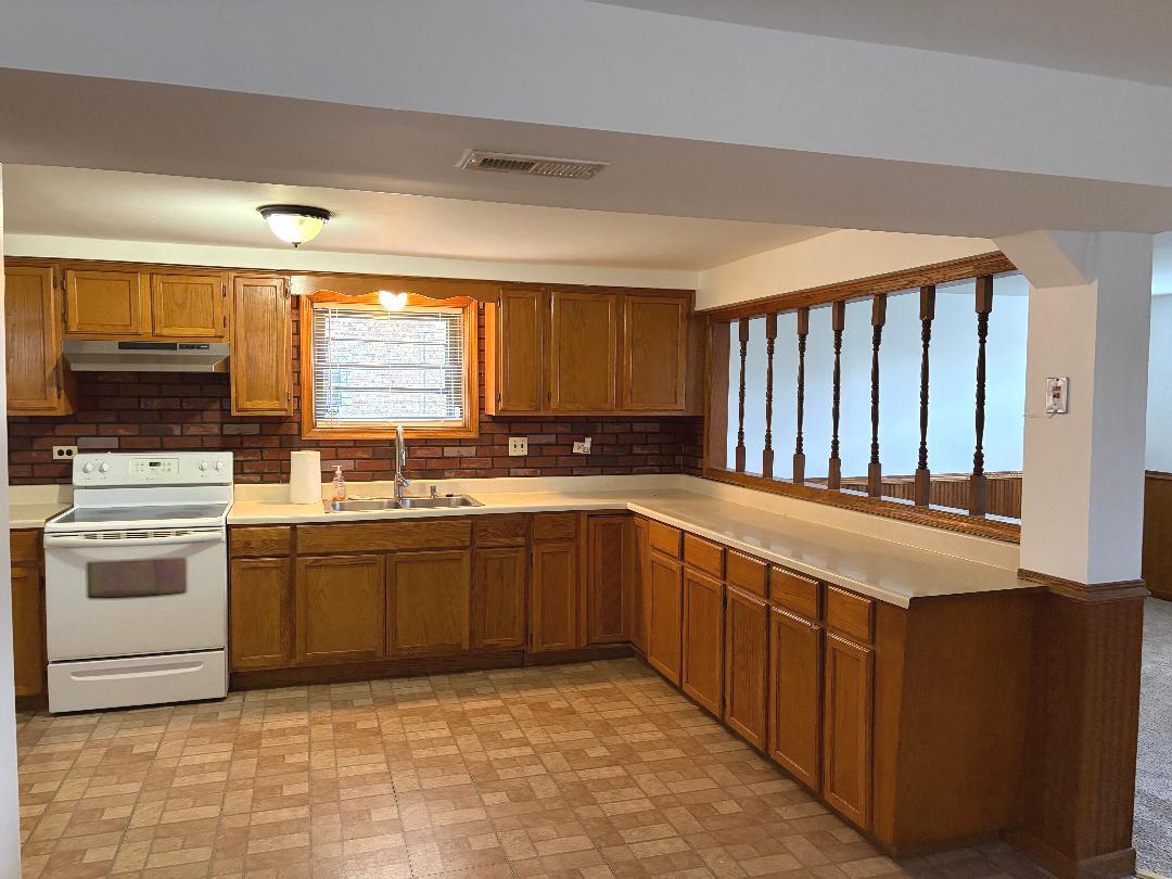 5347 W 53rd Place #G, Chicago, IL 60638