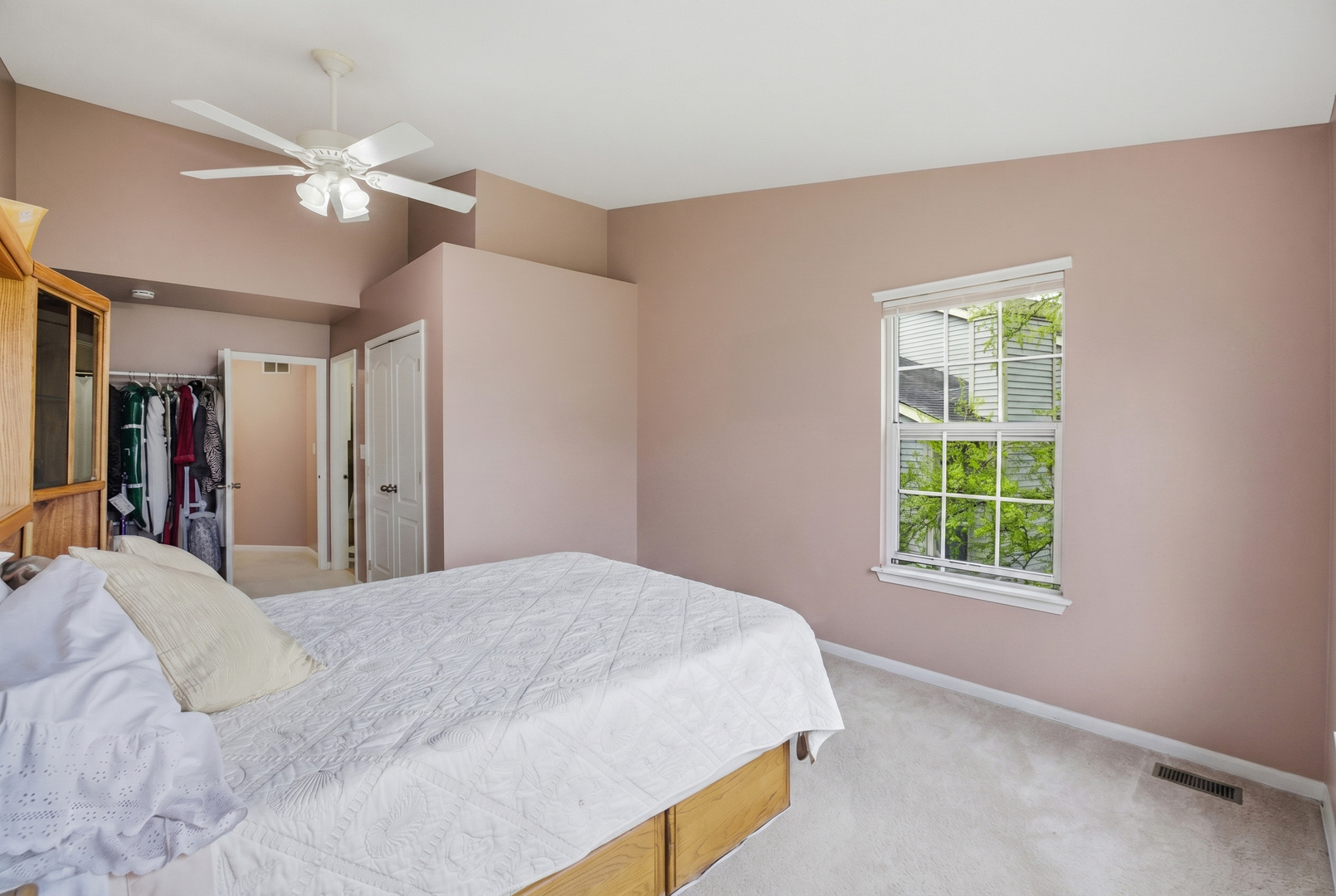 1411 CLUB Drive #C, Glendale Heights, IL 60139