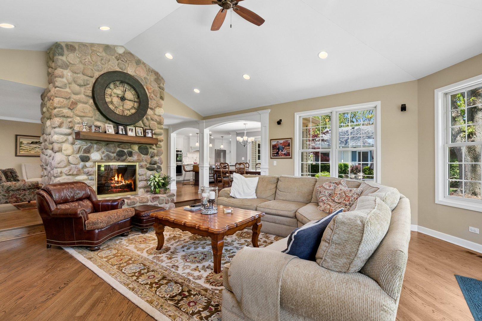 48 Fox Trail, Lincolnshire, IL 60069