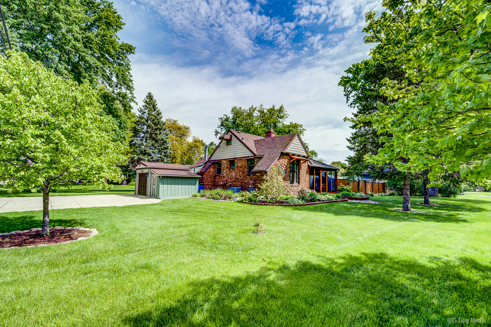 12343 S 70th Avenue, Palos Heights, IL 60463