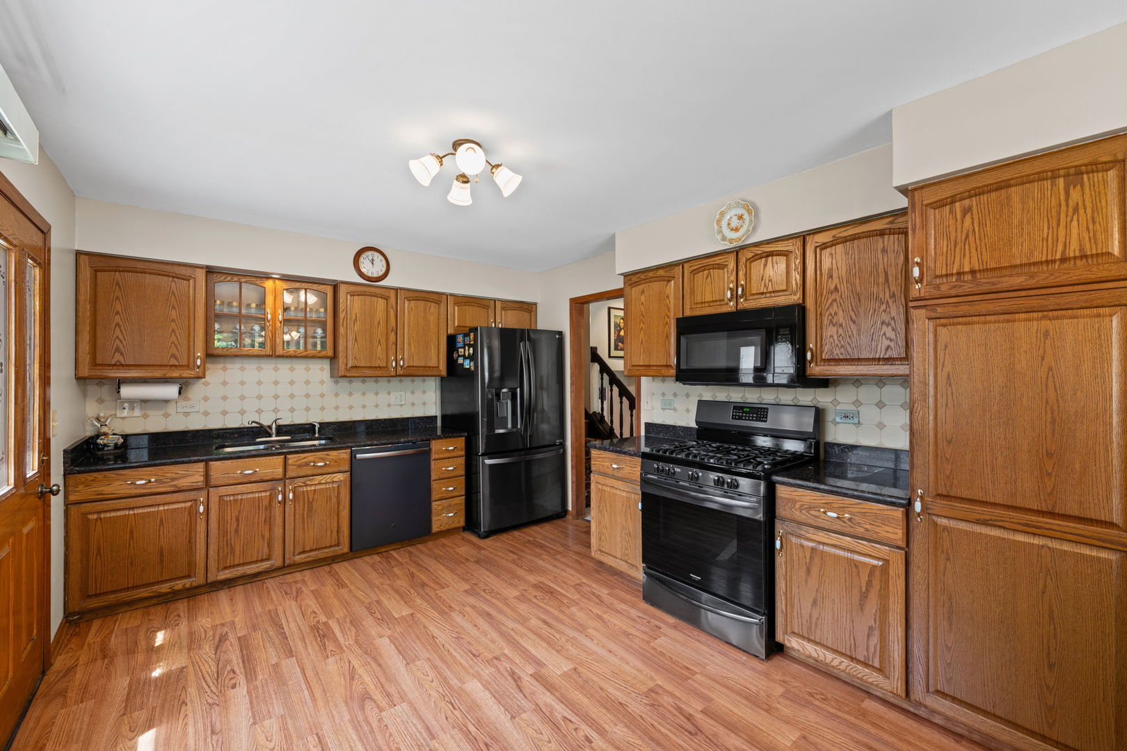 530 N Westwood Avenue, Lombard, IL 60148