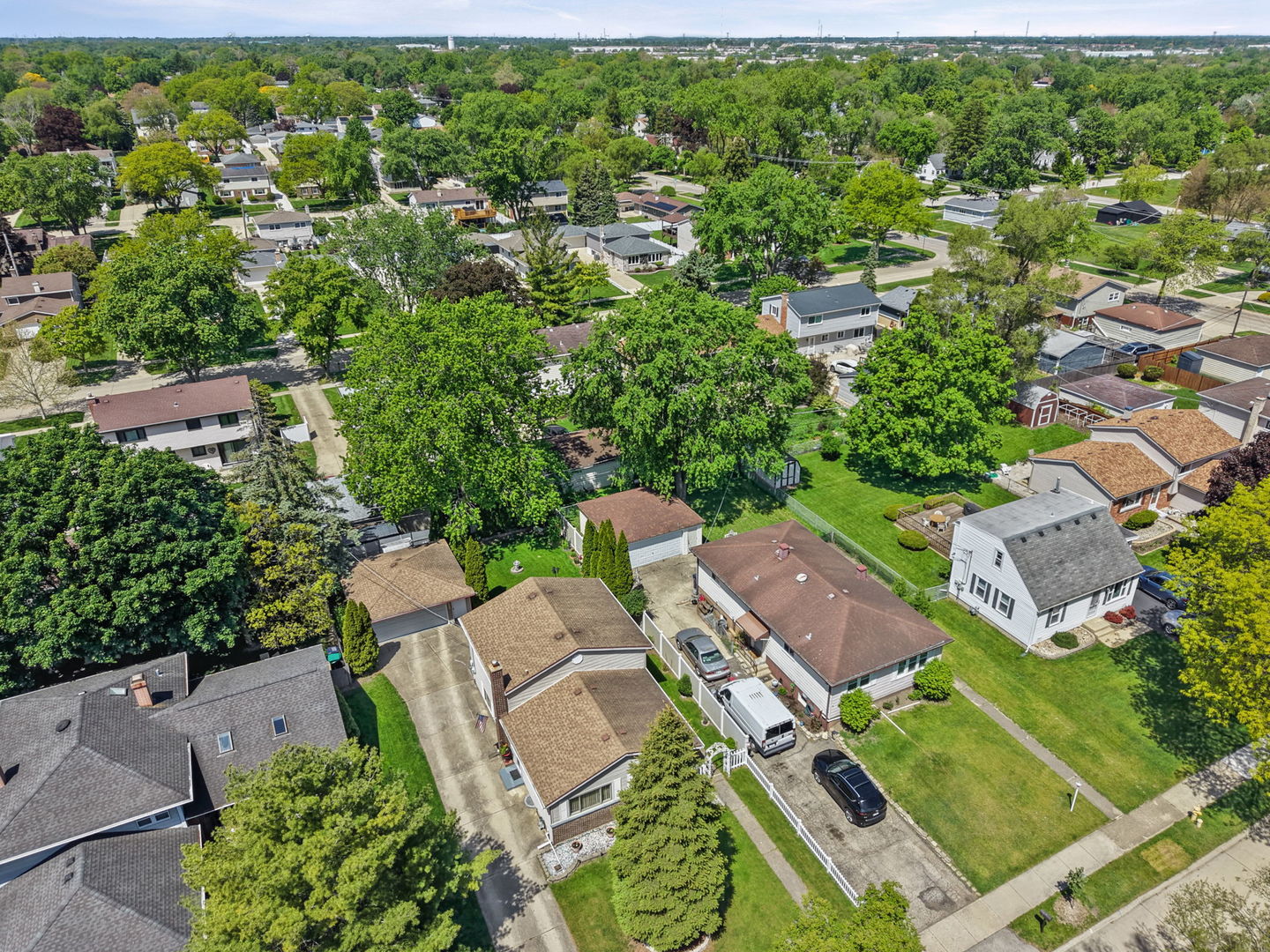 530 N Westwood Avenue, Lombard, IL 60148