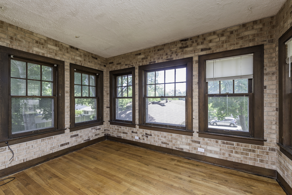 1609 N Sheridan Road, Waukegan, IL 60085
