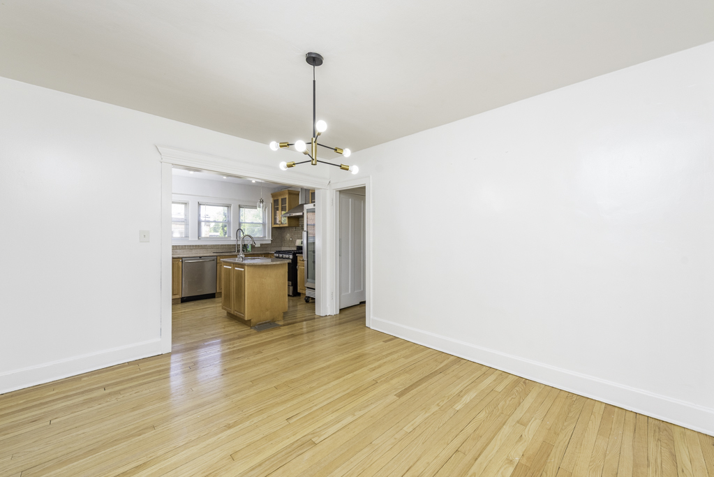 1609 N Sheridan Road, Waukegan, IL 60085