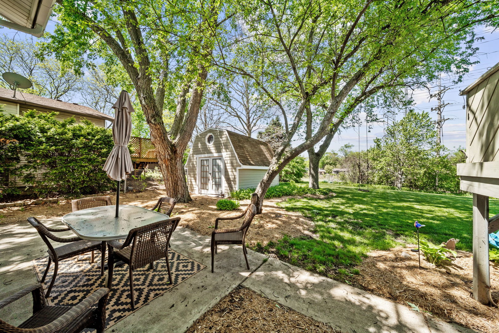 6402 Macarthur Drive, Woodridge, IL 60517