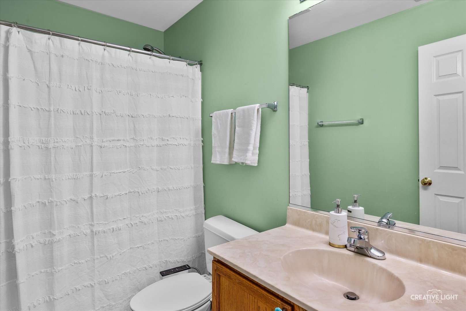 3250 Cool Springs Court, Naperville, IL 60564