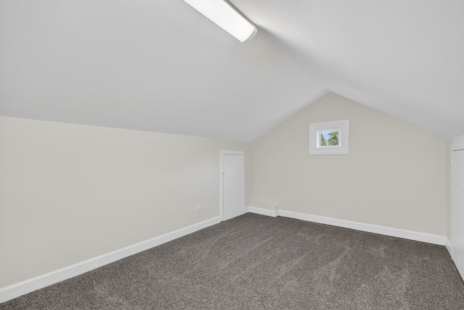330 Harwood Street, Joliet, IL 60432
