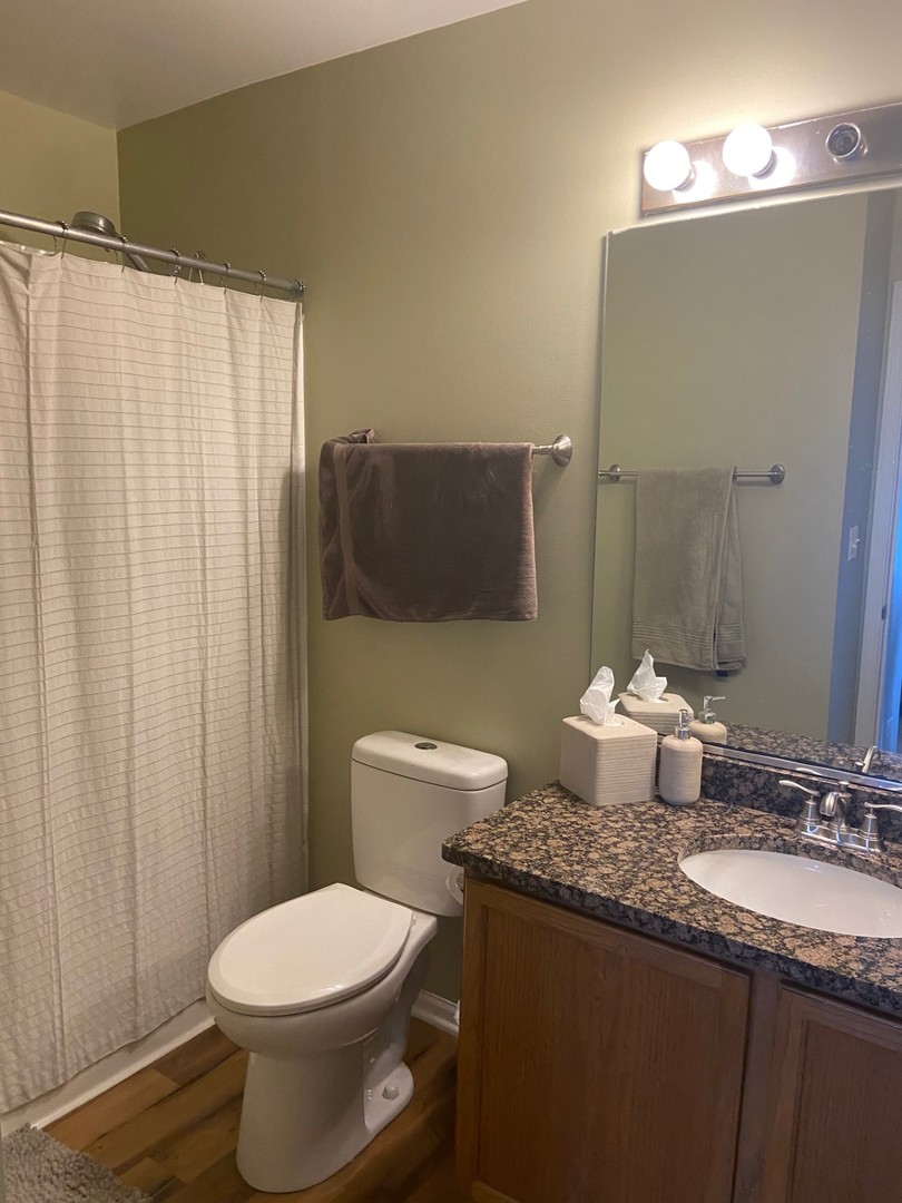 3366 Ravinia Circle #3366, Aurora, IL 60504