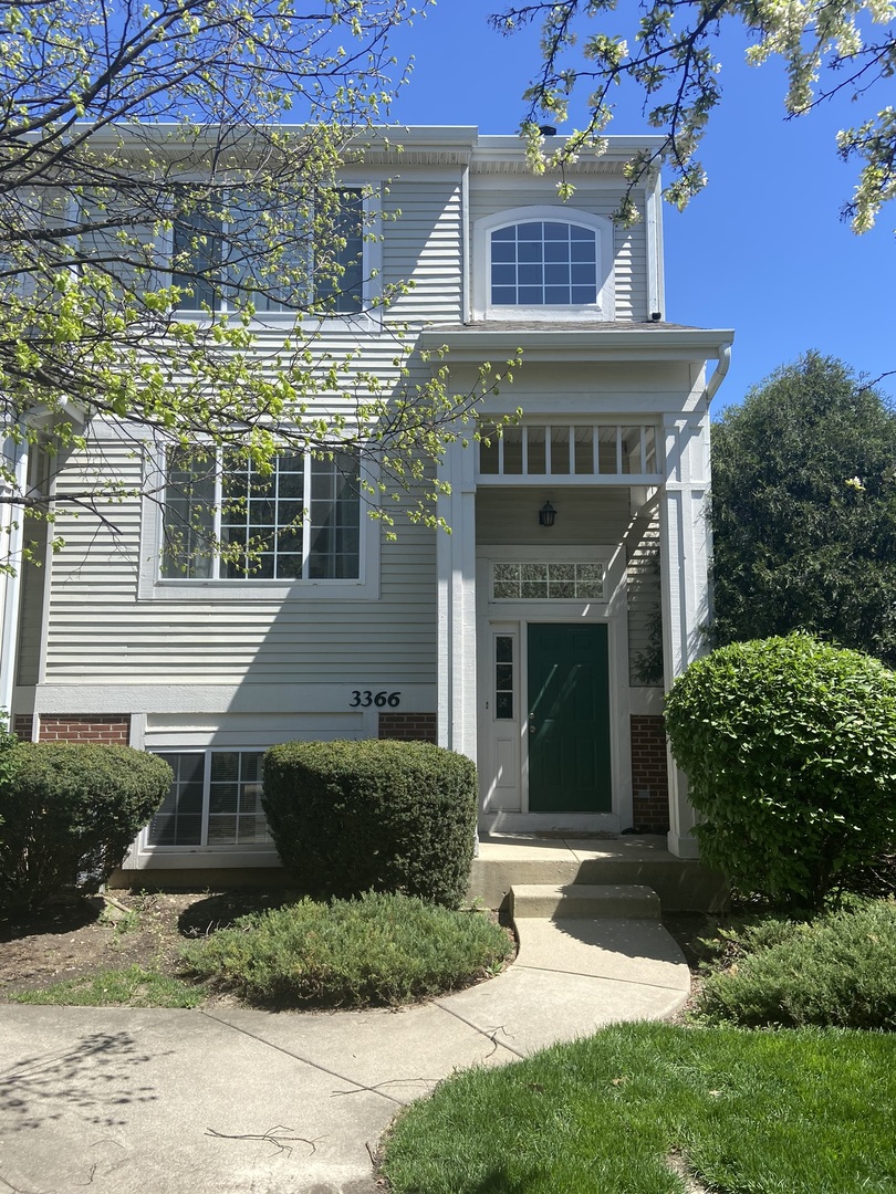 3366 Ravinia Circle #3366, Aurora, IL 60504